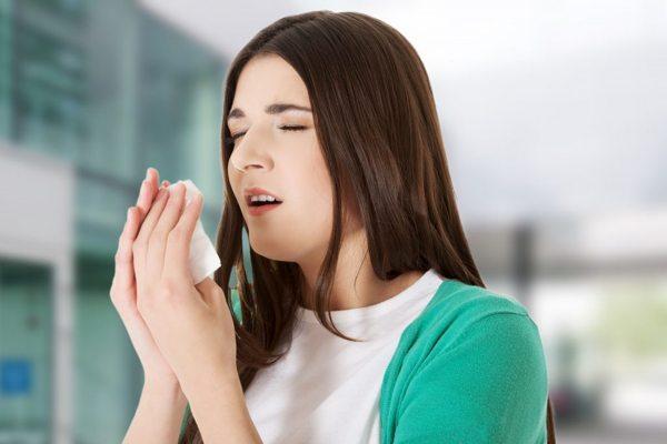 時間金曜日までにsneezer 