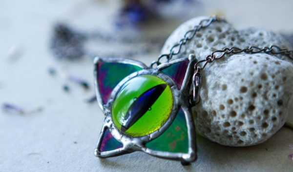 ドラゴンアイのお守り 