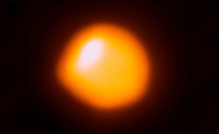 物理学者はBetelgeuseの爆発を超新星としてシミュレートします 