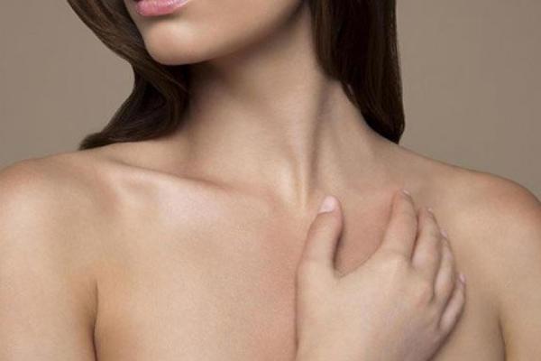 左胸がかゆい場合はどういう意味ですか 