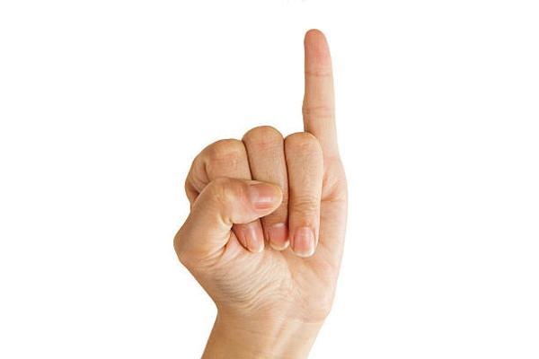 右手の小指がかゆい 