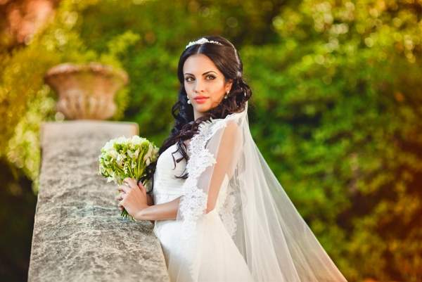 なぜ花嫁は夢を見ているのですか 