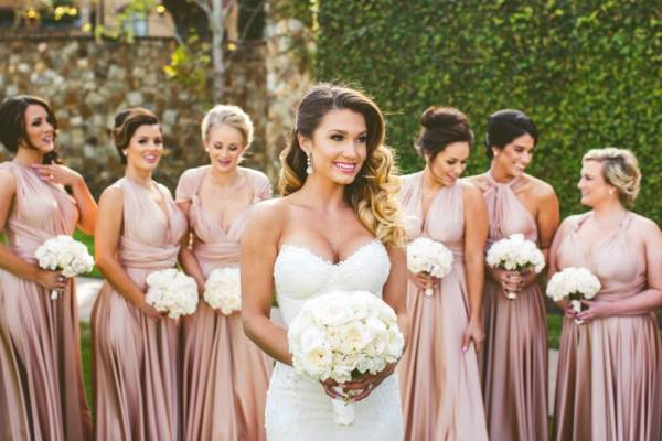 ガールフレンドの結婚式の夢は何ですか 