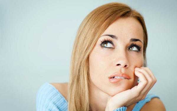 なぜ右頬がかゆいのか 