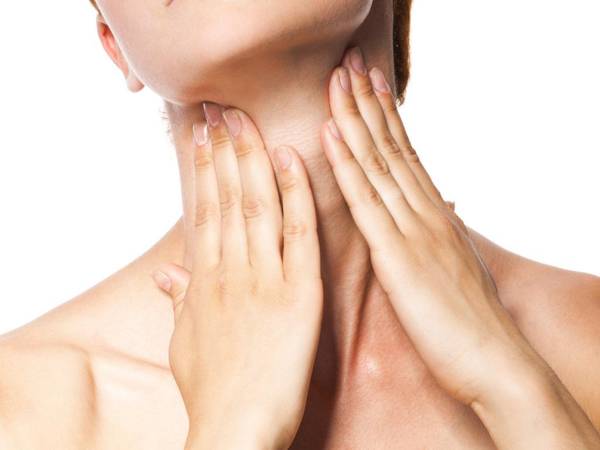 首の前兆のピンプル 