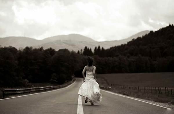 あなたの結婚式から逃れるための夢の本 