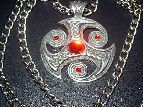 トレフォットのお守り 