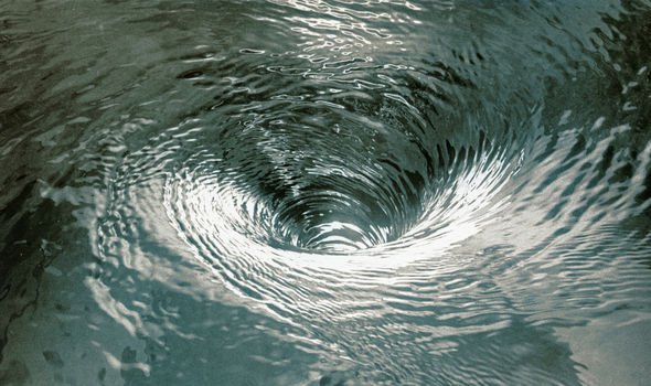 大西洋で発見されたブラックホールの類似物 