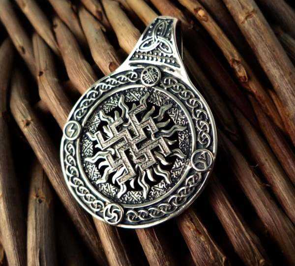 ペランのお守り 